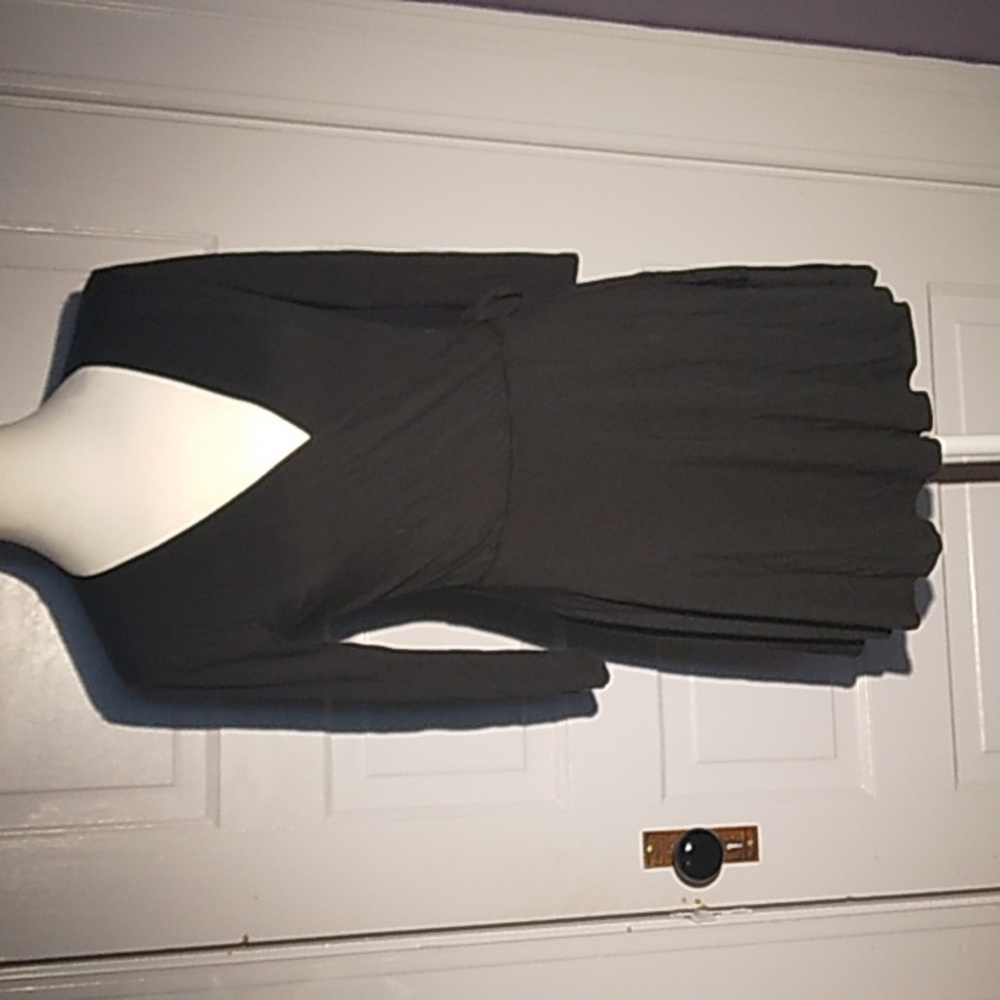 Abercrombie & Fitch little black Dress, longsleeve, V-Neck mini w/ side tie sexy